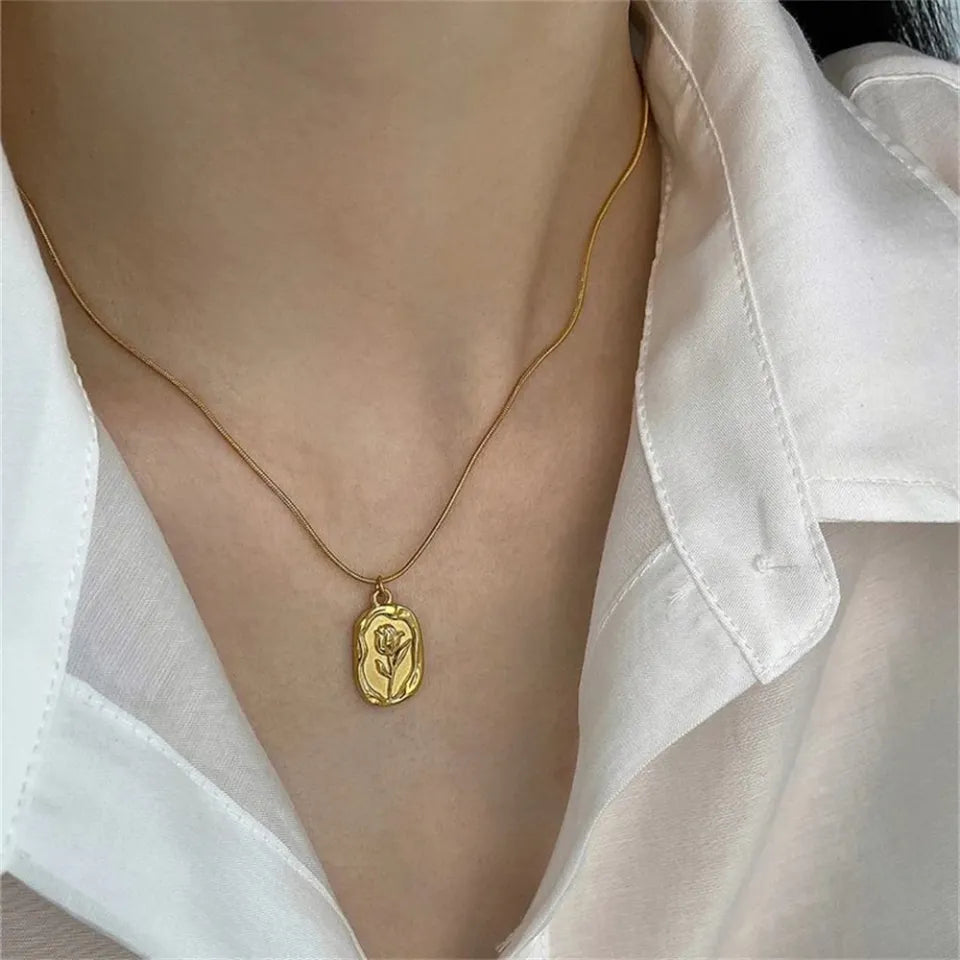 Vintage Tulip Necklace
