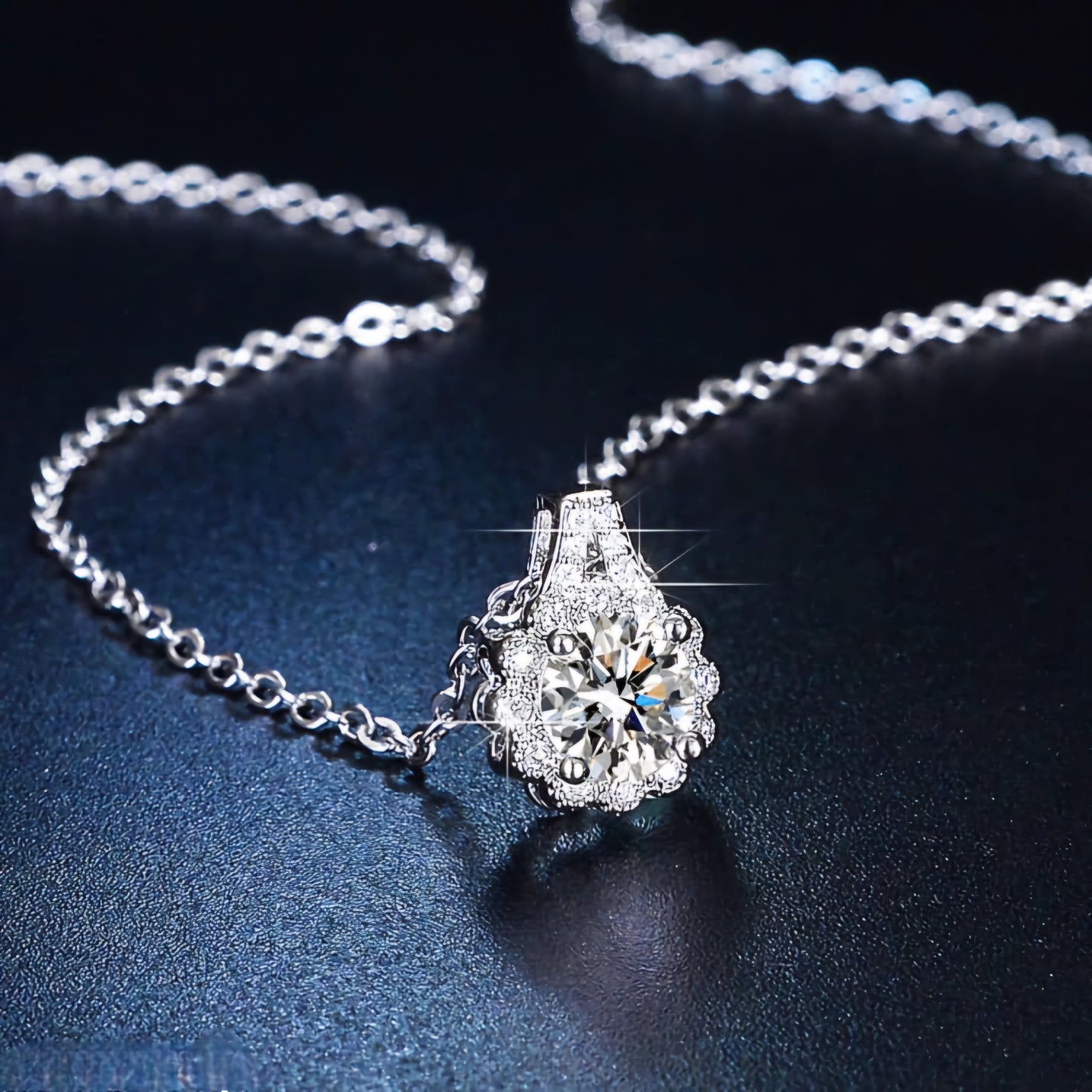 1 Carat Zirconia Clavicle Necklace