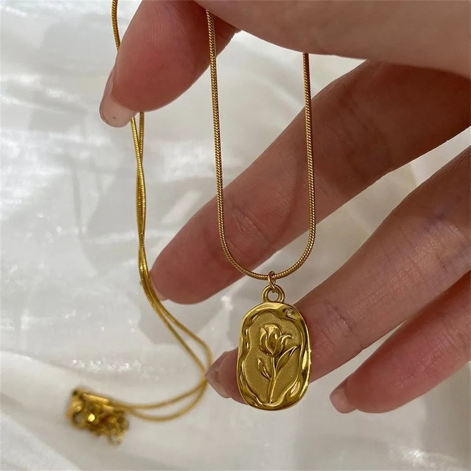 Vintage Tulip Necklace